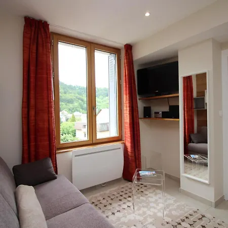 Mont-dore : T2 Confort Avec Parking Prive, Proche Thermes - Fr-1-608-99 شقة