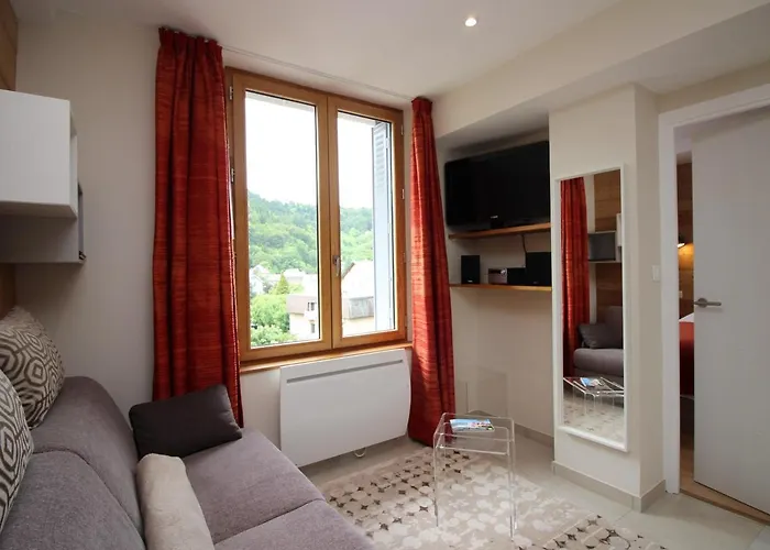 Mont-dore : T2 Confort Avec Parking Privé, Proche Thermes - Fr-1-608-99 Apartamento